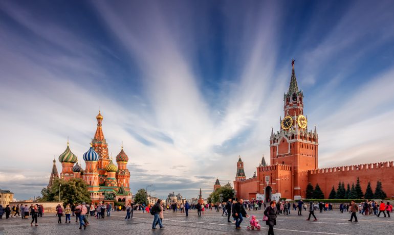 Салют в Москве 12 июня 2023 года в честь Дня России: на каких площадках смотреть