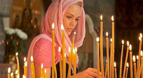 Благовещение-2022: какие свечи в этот день ставят в церкви