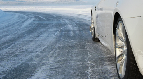 Нечего на зиму пенять, коль не тем лёд посыпали: уральские инновации на страже безопасности дорог