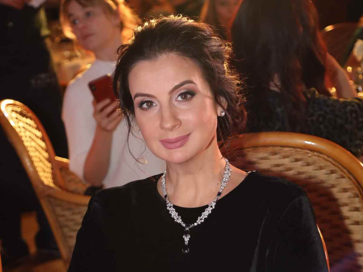 Знаменитая телеведущая Екатерина Стриженова покинула страну