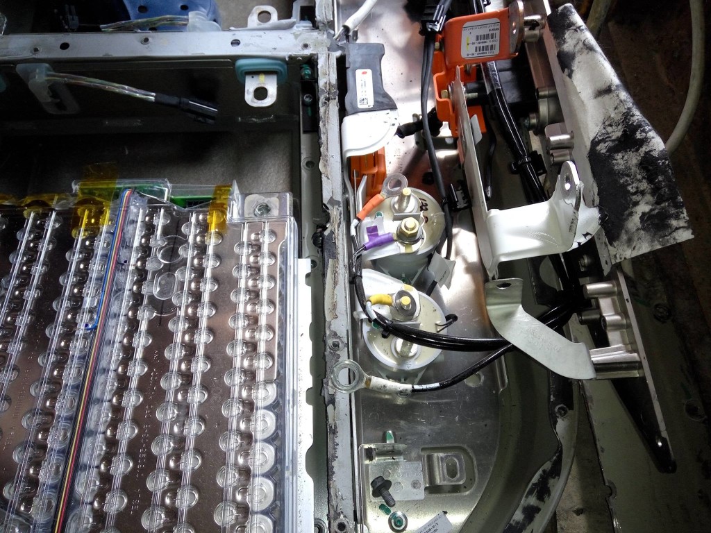 Производство аккумуляторов для электромобилей под угрозой: США столкнулись с нехваткой лития
