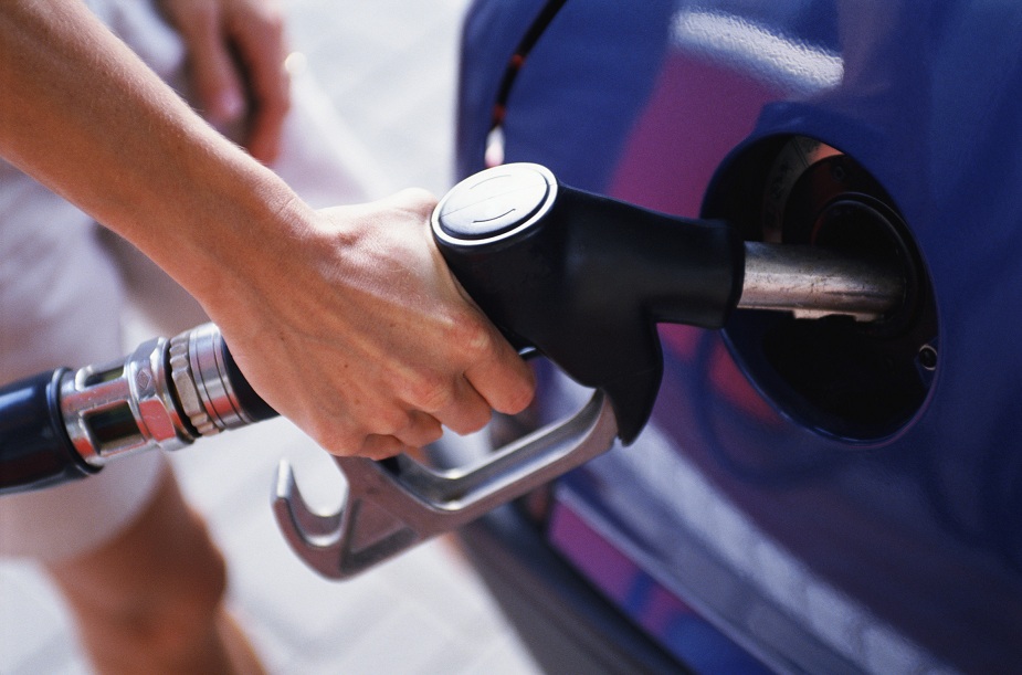 Сколько будет стоить бензин в 2022 году: причины подорожания топлива