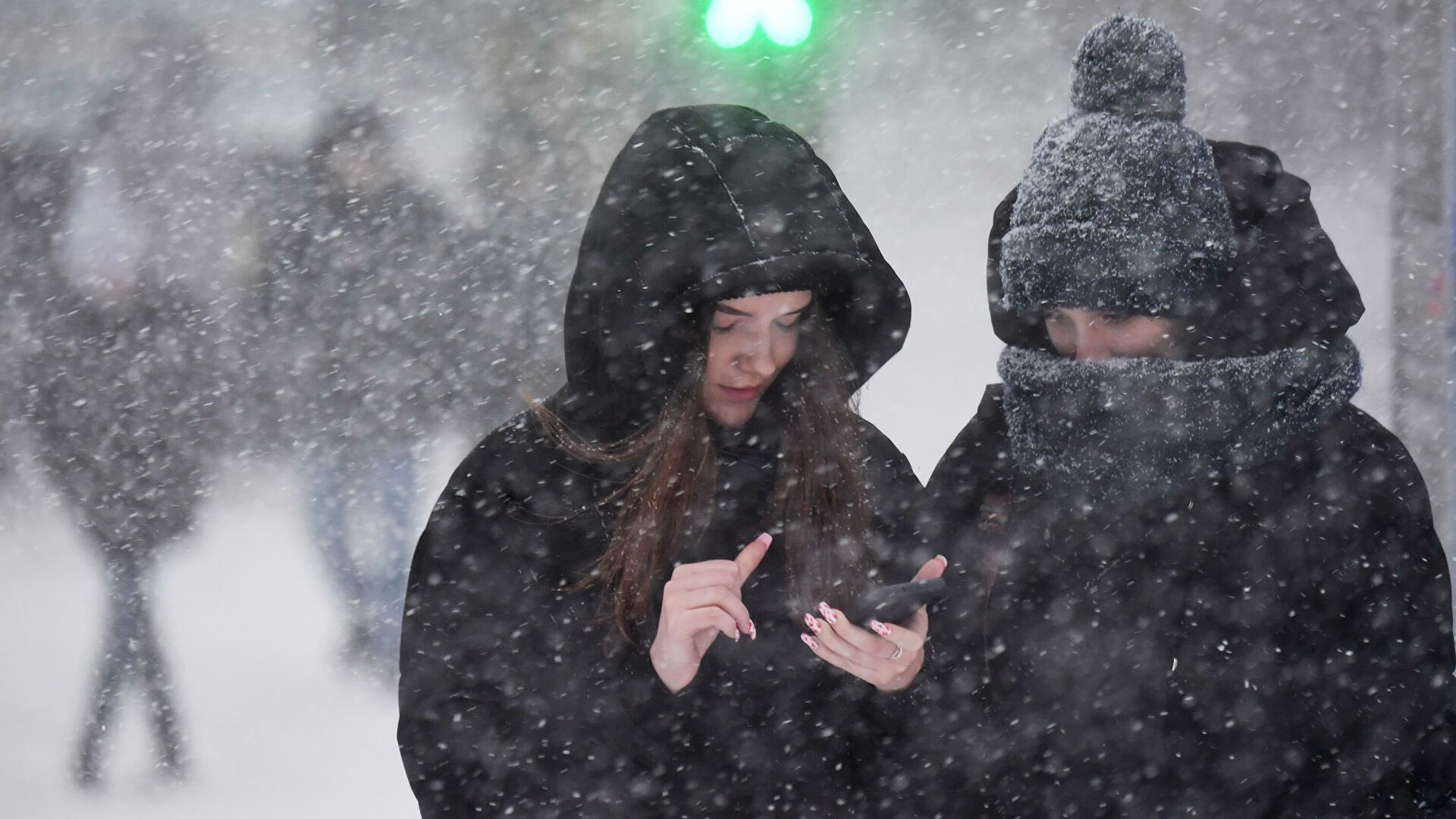 Москва в январе 2022 года страдает от последствий снегопада