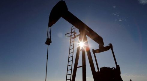 ФНЭБ оценил последствия сокращения поставок нефти из России в Европу