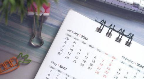 Сколько выходных дней будет в марте 2022 года, как изменится норма рабочего времени