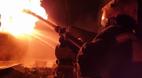 Мощный взрыв цистерны со сжиженным газом в Чечне попал на видео