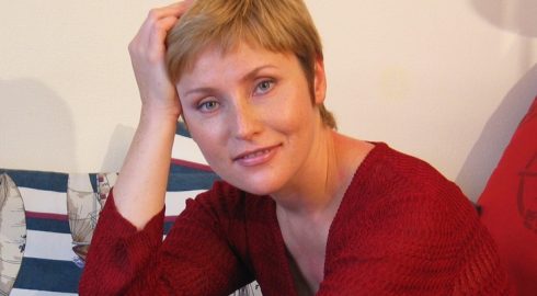 Почему знаменитая российская журналистка Жанна Агалакова покинула РФ