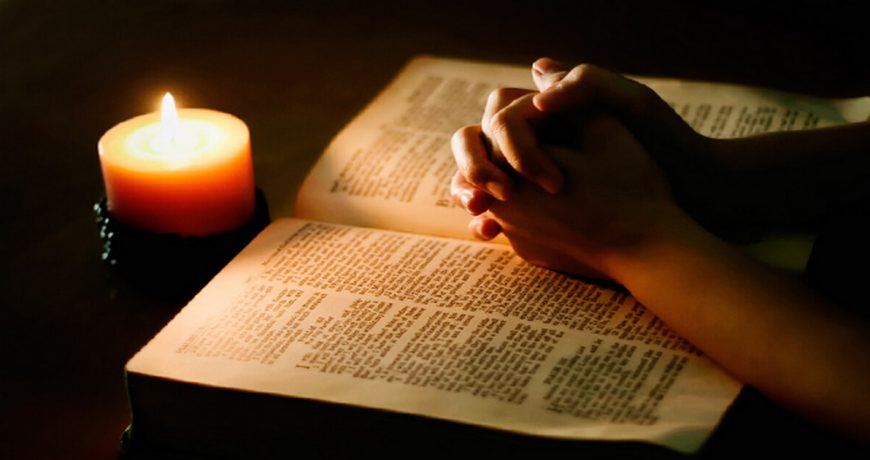 Молитва на Духов день, которую читают от скверны