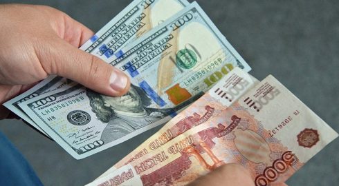Что нужно знать о новых правилах обращения с долларом в РФ