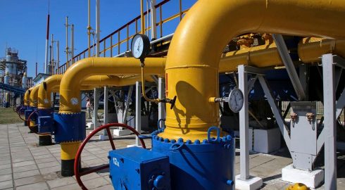 «Газпром» продолжает бронировать максимальные мощности для транзита газа через Украину