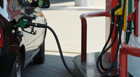 Ситуация с бензином в России: снизятся ли цены в 2022 году