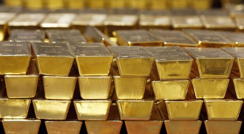 Банк России планирует покупать золото по договорной цене с апреля 2022 года