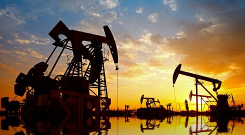 Нефть дорожает на фоне беспокойства из-за возможных проблем с поставками