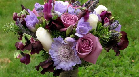 Международный День матери: какие цветы дарят мамам на 8 мая