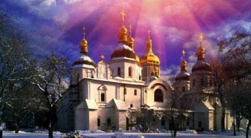 Сильные молитвы для православных верующих на Духов день 13 июня 2022 года