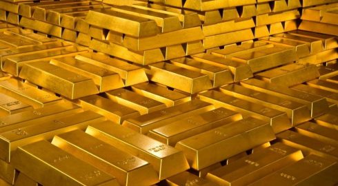 Эксперты дали прогноз влияния санкций на добычу российского золота