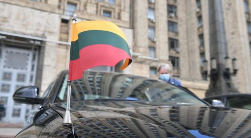 Литва согласовала с Еврокомиссией новые правила транзита в Калининград