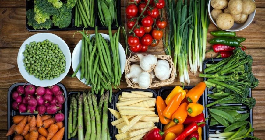 Проблема с нитратами: как их убрать из ранних овощей и фруктов