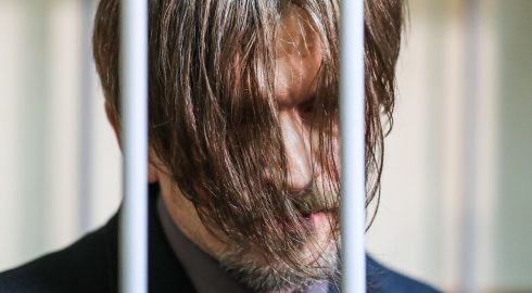 Опасный преступник Андрей Бовт сбежал из зала Гатчинского городского суда