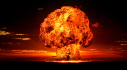 О неизбежности ядерной войны рассказал политолог Евгений Сатановский