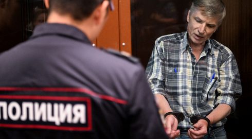 Мещанский суд Москвы объявил приговор мундепу Алексею Горинову