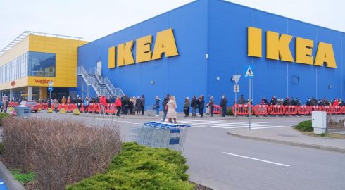 IKEA ограничивает для россиян время для покупок на распродаже
