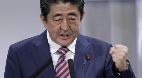 Почему охранники не спасли бывшего премьер-министра Японии Синдзо Абэ