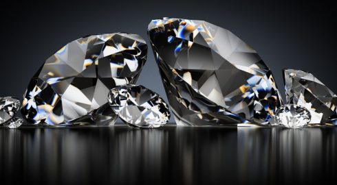 Россия призвала другие страны отделять алмазы от политики