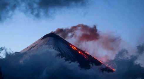 Ученые выяснили, что лава камчатских вулканов богата платиной