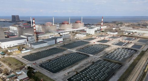 Обстрелы на Запорожской АЭС продолжаются: есть ли вероятность взрыва