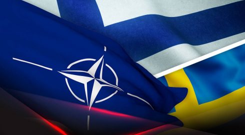 Макрон подписал протоколы о вступлении Финляндии и Швеции в НАТО
