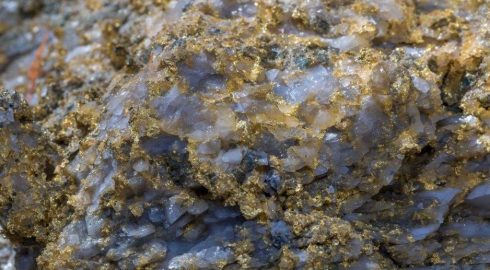 Компания «Полиметалл» добыла 429 000 тонн руды на золотом месторождении Майское