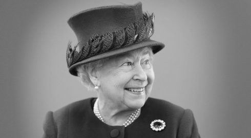 Королева Великобритании Елизавета II умерла на 97-м году жизни в Шотландии