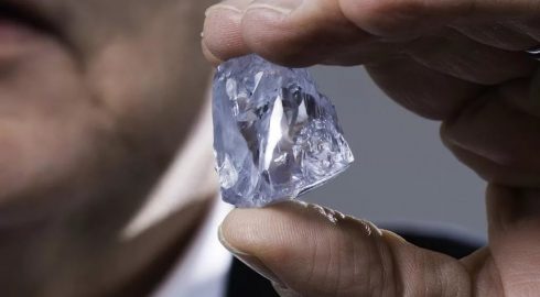 АЛРОСА нашла более 20 новых алмазных месторождений в Зимбабве