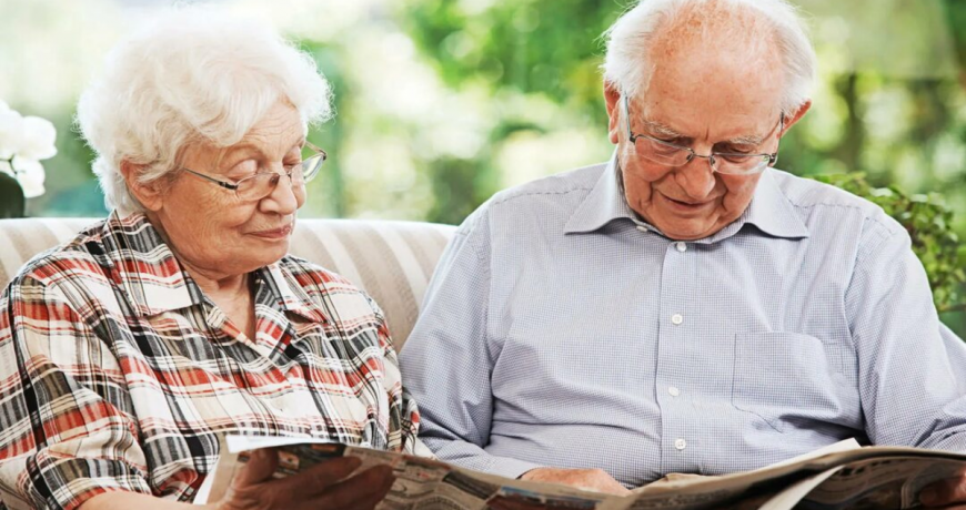 Подарите частичку тепла пожилому человеку в День пожилых людей