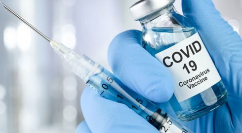 На какие побочные эффекты при вакцинации от COVID-19 чаще всего жалуются люди