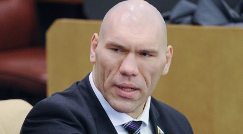 Бывший боксер и депутат Госдумы Николай Валуев получил повестку