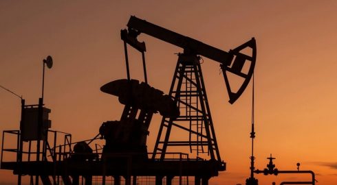 Ценовой потолок на нефть из России может стать катастрофой для Запада