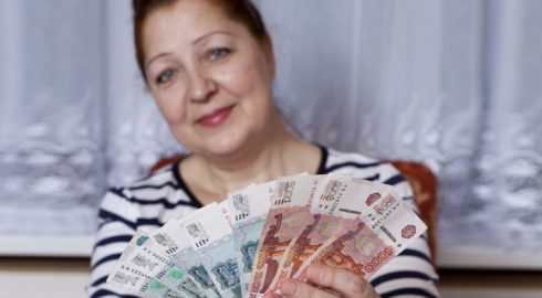 Как россиянам оформить доплаты к пенсии в январе 2023 года