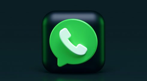 Мессенджер WhatsApp перестанет работать на старых смартфонах с 24 октября 2022 года