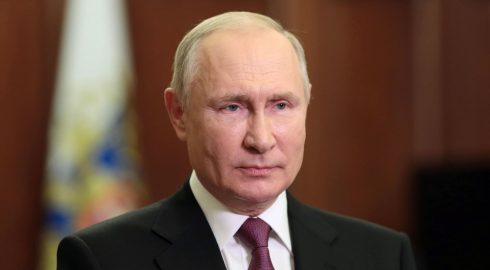 Реакция на обращение Владимира Путина к Федеральному собранию: что говорят политики и эксперты