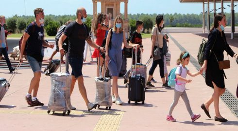 Как туристы из России могут оплачивать покупки в Турции в 2022 году