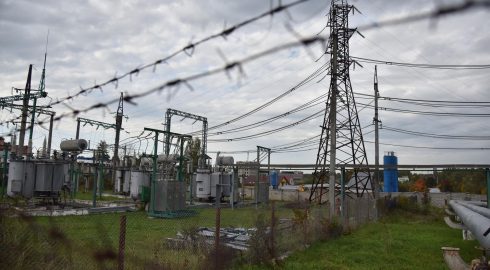 Власти Украины предупредили жителей страны о веерных отключениях электричества