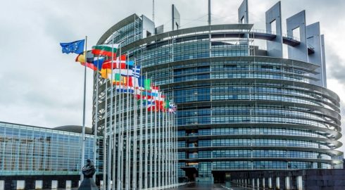 Европарламент хочет признать Россию террористическим государством: что это изменит
