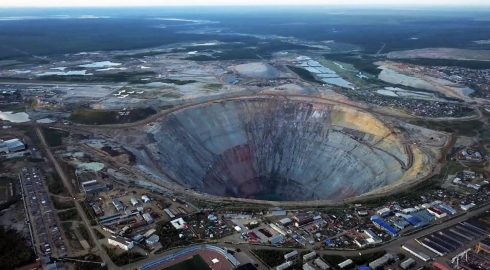 Тайна подземелья: причина экстренного запечатывания алмазного карьера «Мир» в Якутии