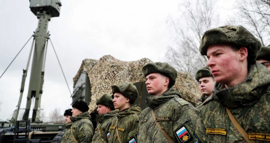 Указ о военных сборах: нужно ли россиянам идти в военкомат