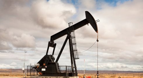 Цена сырой нефти стала расти на фоне слухов о планах ОПЕК+ сократить добычу
