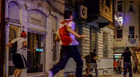 В Турции задержали человека, который оставил бомбу на улице в Стамбуле