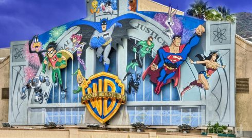 Телеканалы РФ больше не будут показывать фильмы компании Warner Bros.