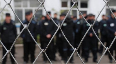 Российским заключенным дали право воевать в зоне СВО на Украине